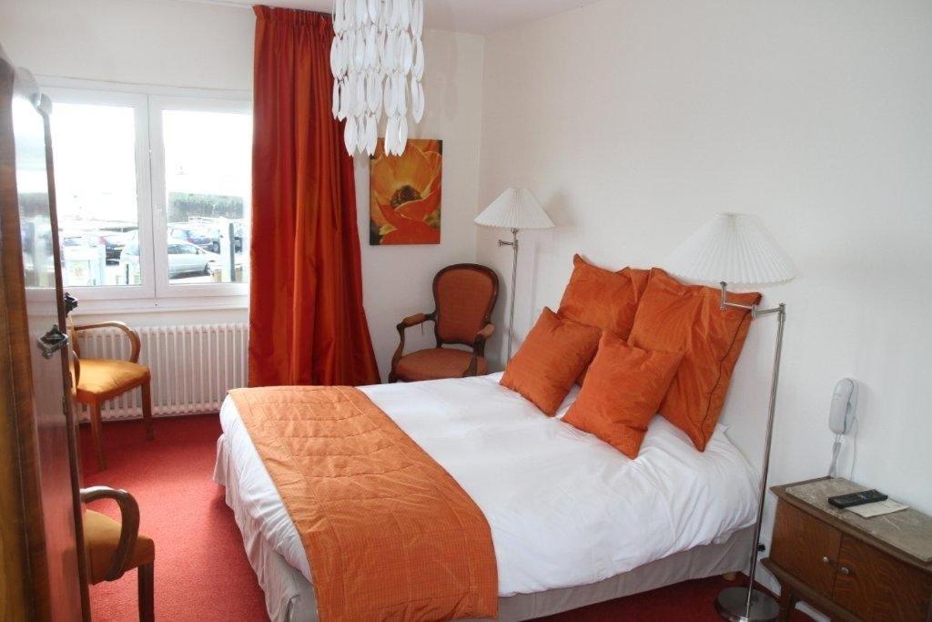 Hotel Le Suroit Perros-Guirec Pokoj fotografie