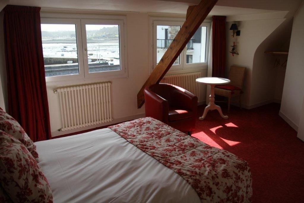 Hotel Le Suroit Perros-Guirec Pokoj fotografie